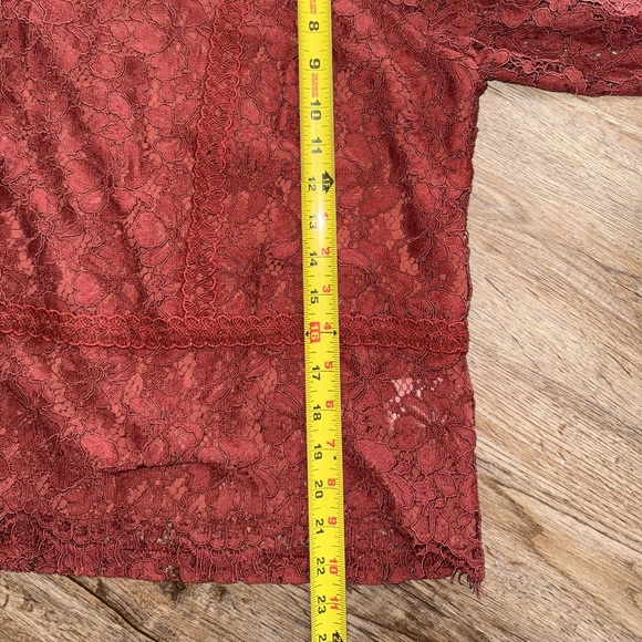 EXPRESS • Lace Long Sleeve - Picture 10 of 12